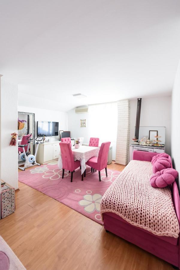 Apartman Lala Lägenhet Kraljevo Exteriör bild